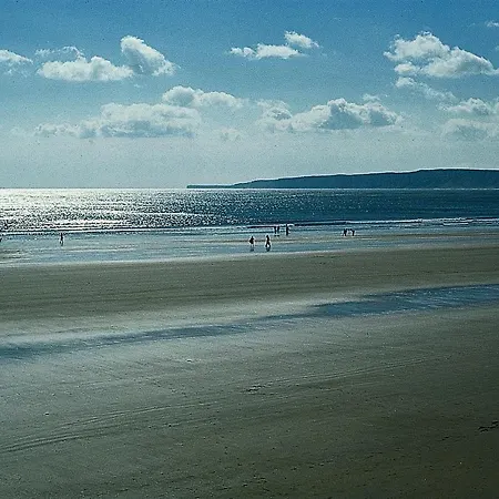 Footprints On The Beach Holiday home *